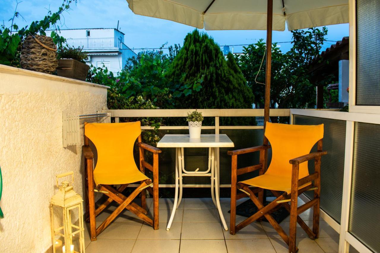 Kiki'S Apartments Neos Pirgos Luaran gambar